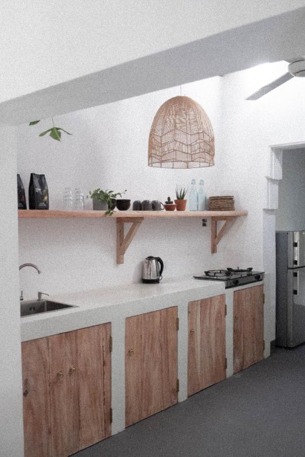 ホテル Clics Coliving & Coworking ディックウェラ エクステリア 写真