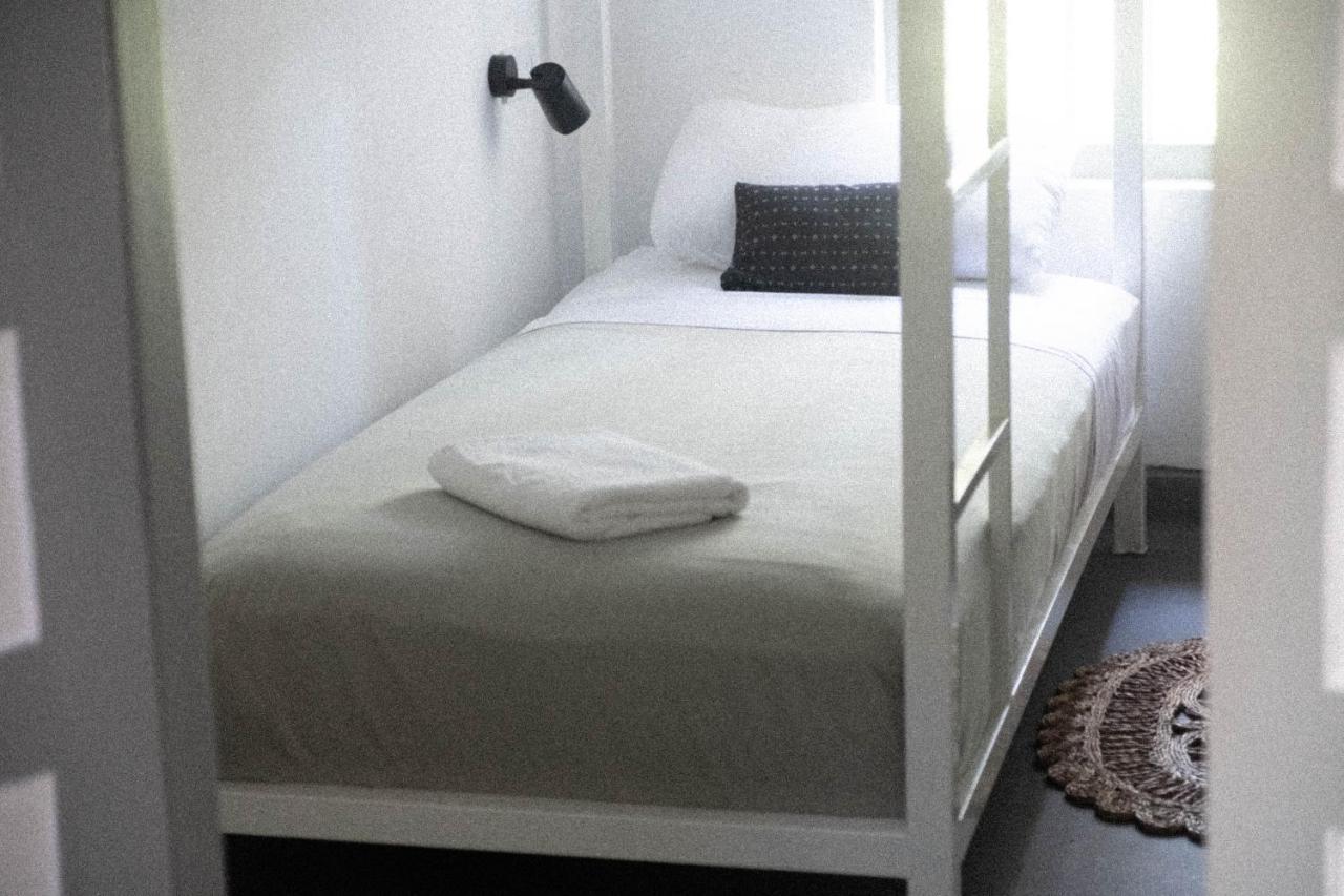 ホテル Clics Coliving & Coworking ディックウェラ エクステリア 写真